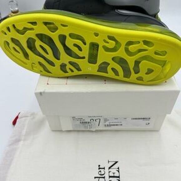 Men's Alexander, McQueen oversized leather sneakers with neon green sole size 43 - Picture 10 of 10